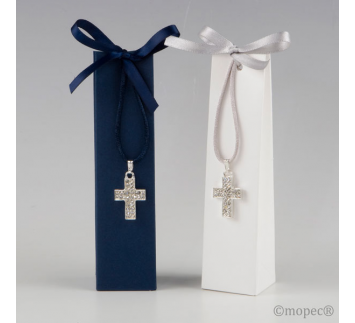 Colgante cruz en caja azul y blanca