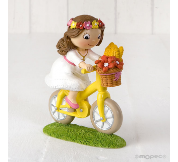 Figura pastel niña Comunión en bici